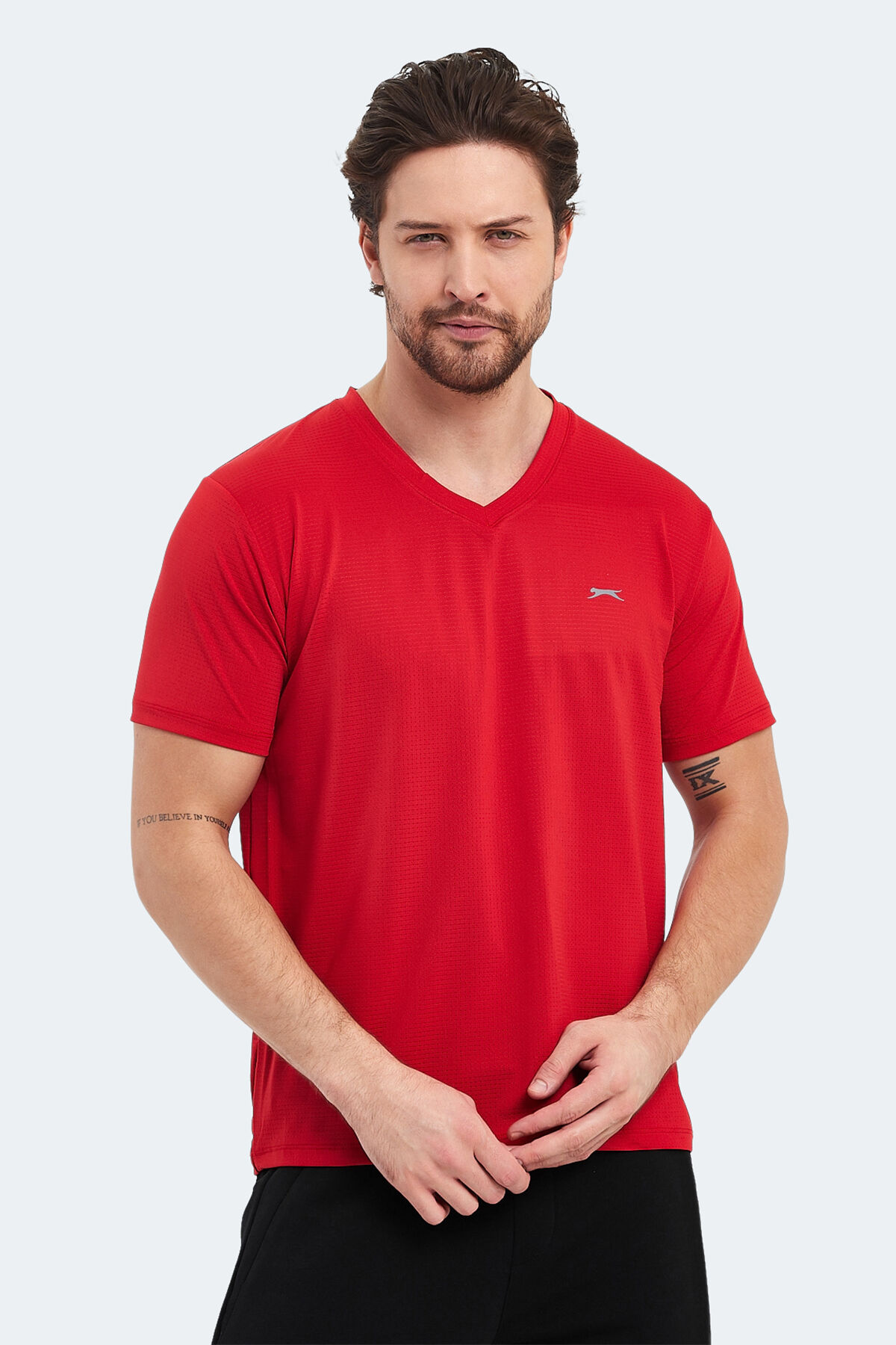 Slazenger KATRIINA Erkek V Yaka Kırmızı Tişört