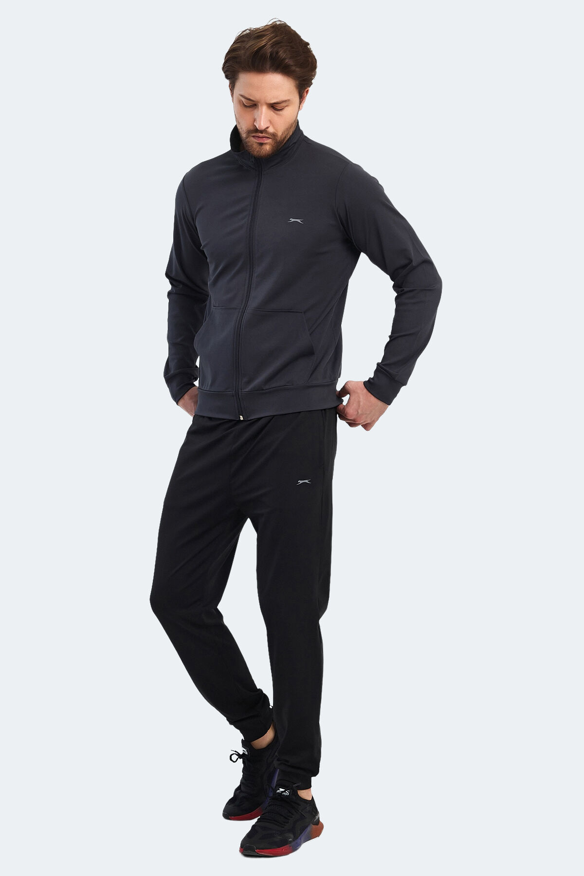 Slazenger KLOTEN IN Erkek Fermuarlı Dik Yaka Cepli Koyu Gri Eşofman Takımı