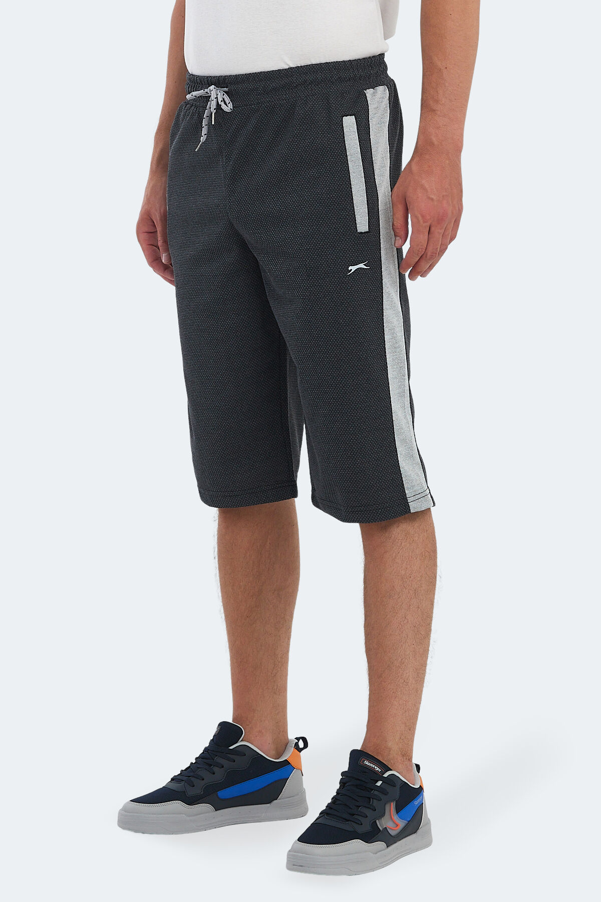 Slazenger NARAYAN IN Erkek Cepli Kapri Koyu Gri Şort