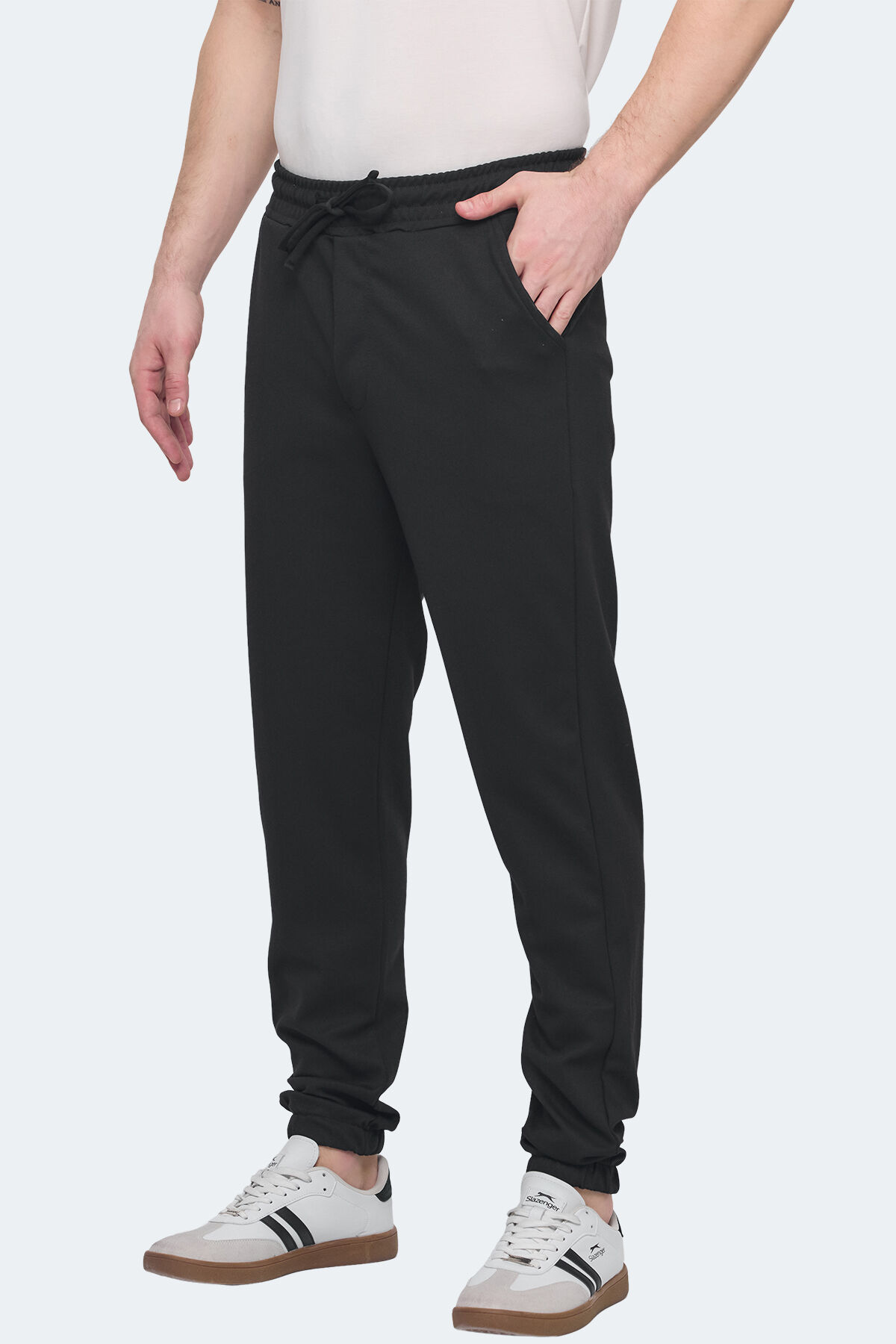 Slazenger NESKE I Erkek Cepli Siyah Eşofman Altı