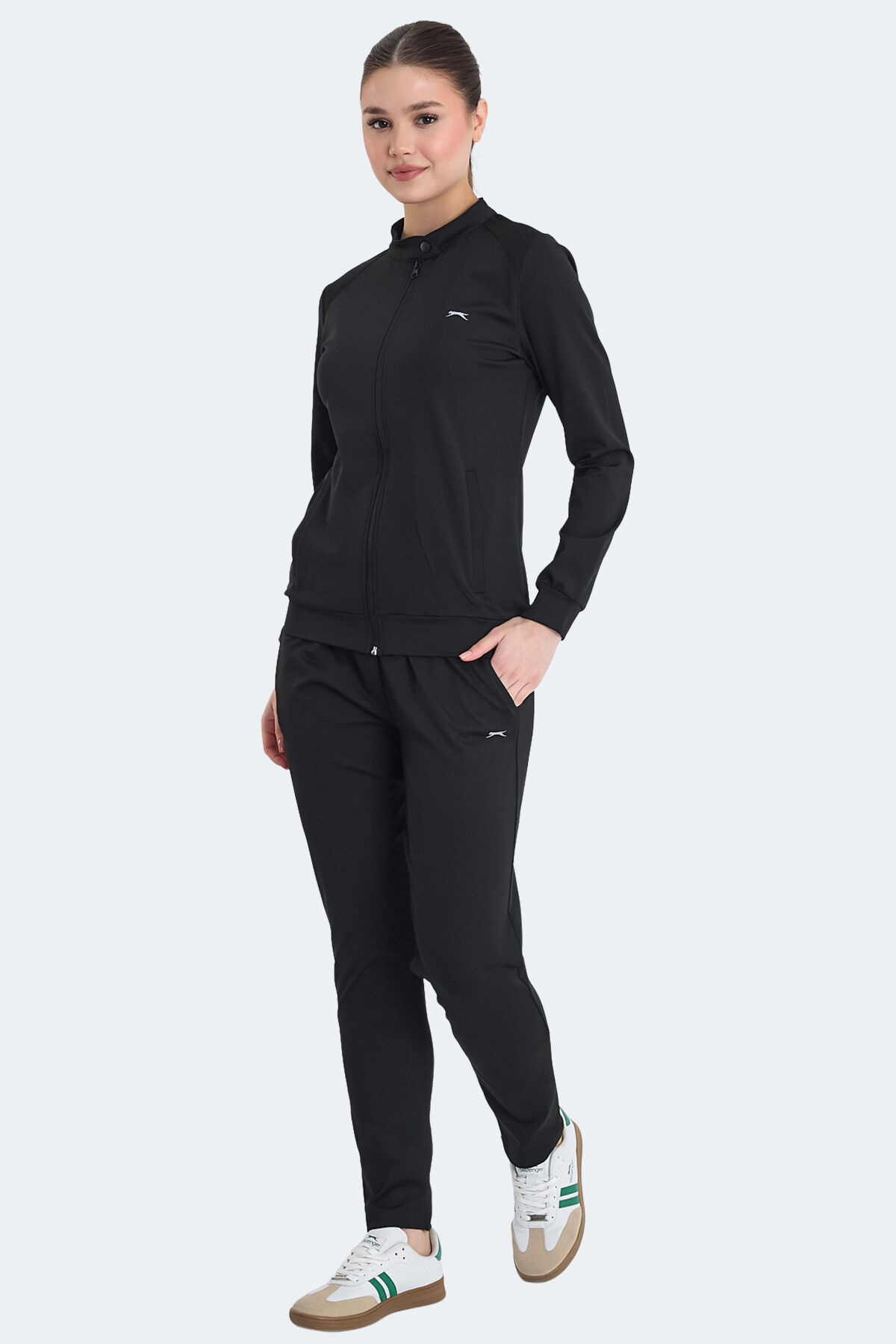 Slazenger RONA Kadın Fermuarlı Dik Yaka Cepli Siyah Eşofman Takımı