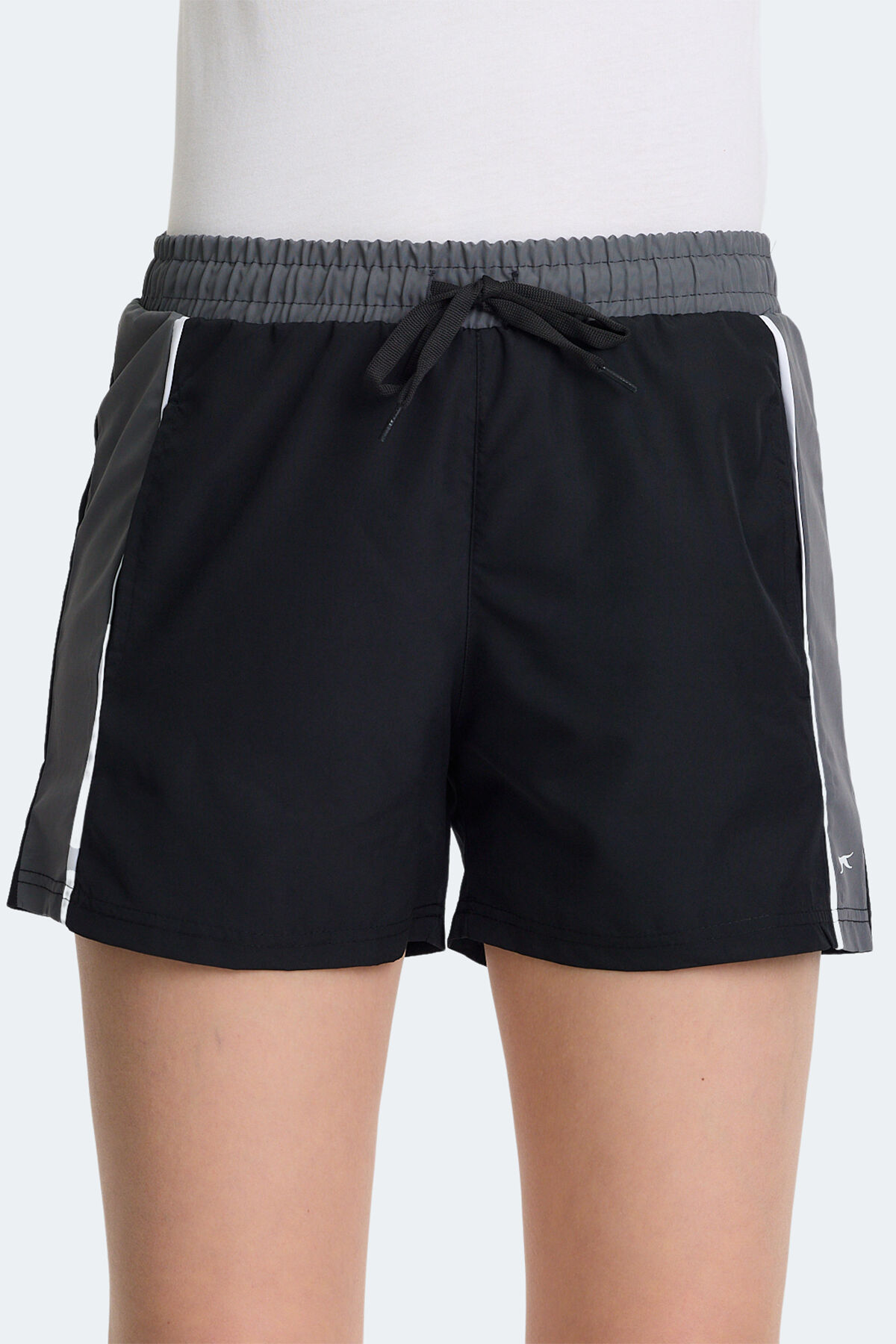 Slazenger RADEK IN Kadın Cepli Deniz Şortu Siyah Mayo