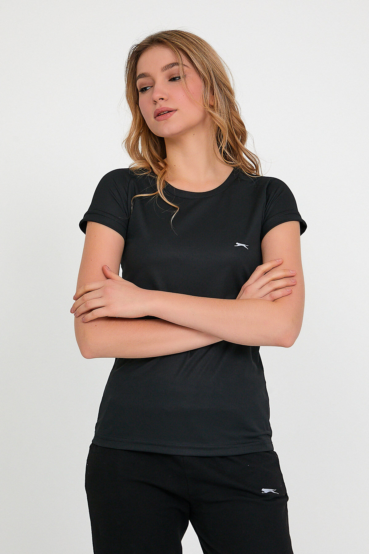 Slazenger RELAX IN Kadın  Siyah Tişört