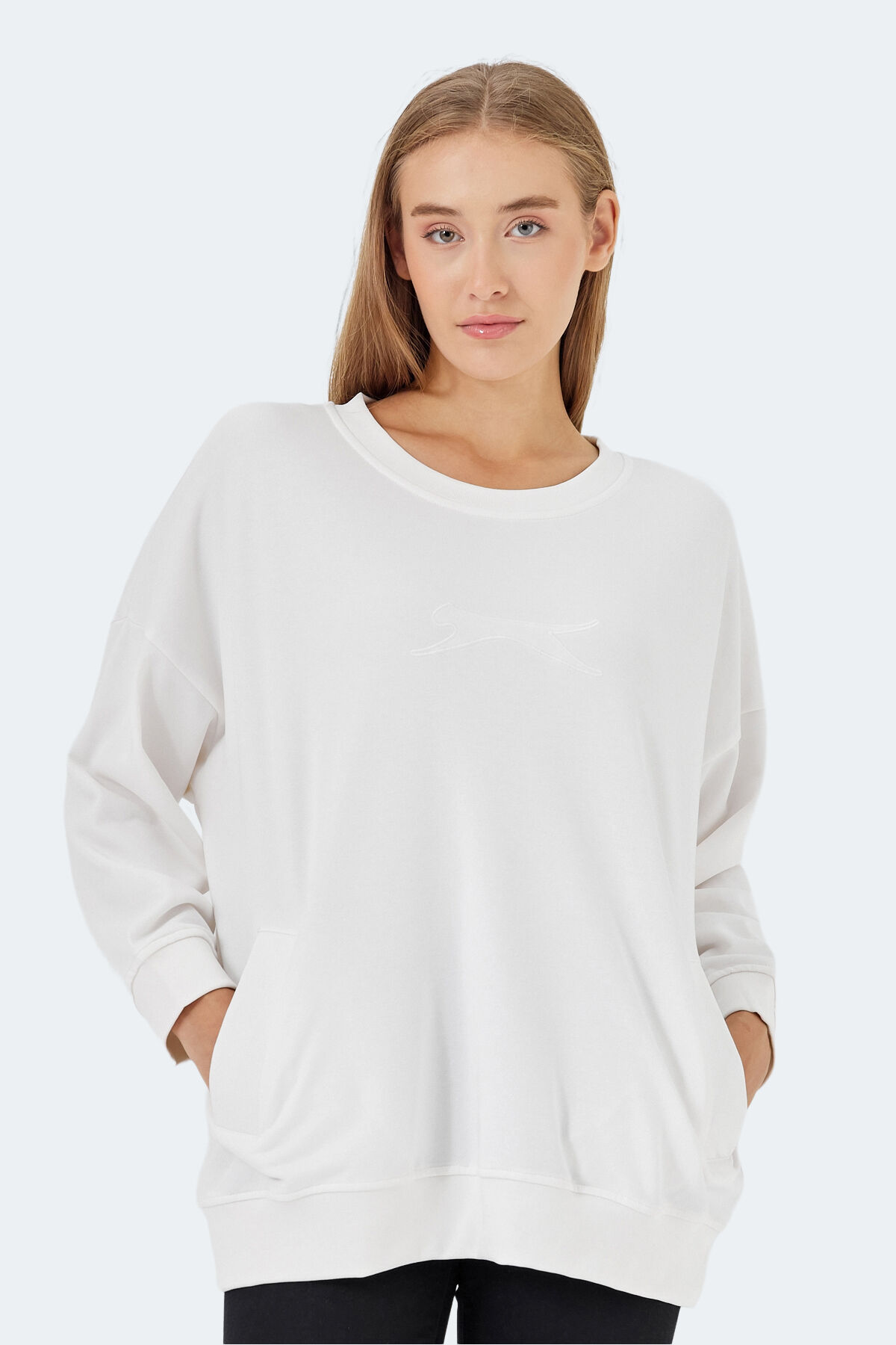 Slazenger VIKENTI SW Kadın Cepli Oversıze Beyaz Sweatshırt